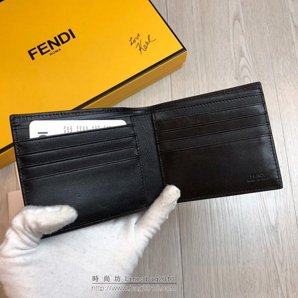 FENDI短夾錢包 19年春夏季最新手包 小摔牛皮 芬迪對折錢包  fdz2141